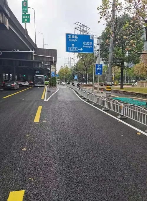 交通微改造，鋪就大通暢 公交港灣、友誼西路助力出行便捷